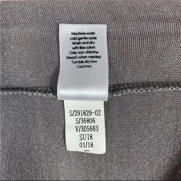 ATHLETA Cloudlight Rib Trim High Neck Tank Top Size M - Picture 4 of 12